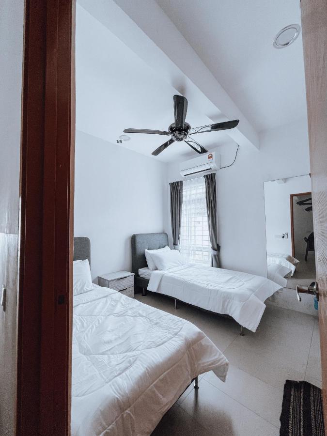 Nur Villa Sg Soi Kuantan Exteriör bild